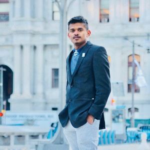 Meet your Posher, Amit